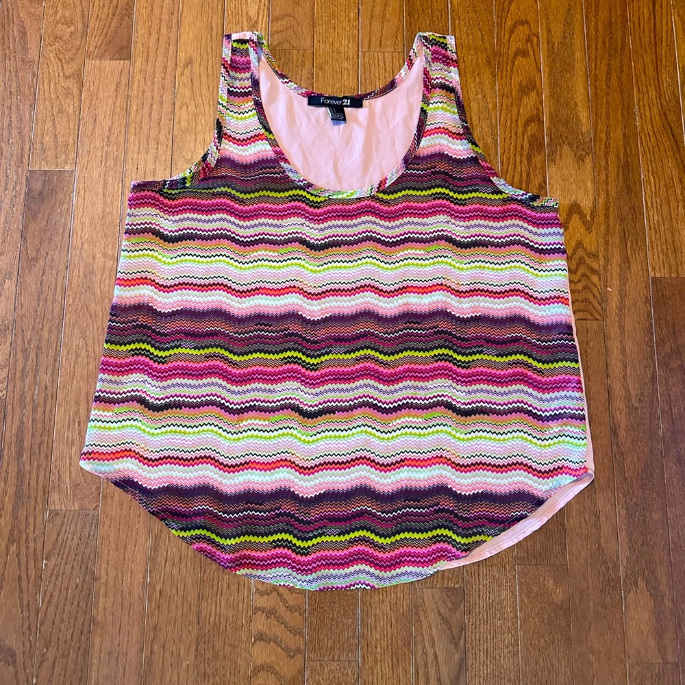 Women’s Forever‎ 21 tank top.